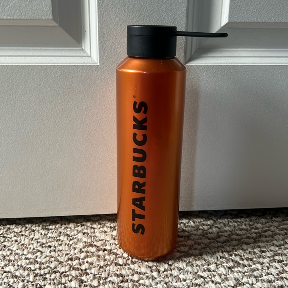 Starbucks 24oz bottle, water bottle